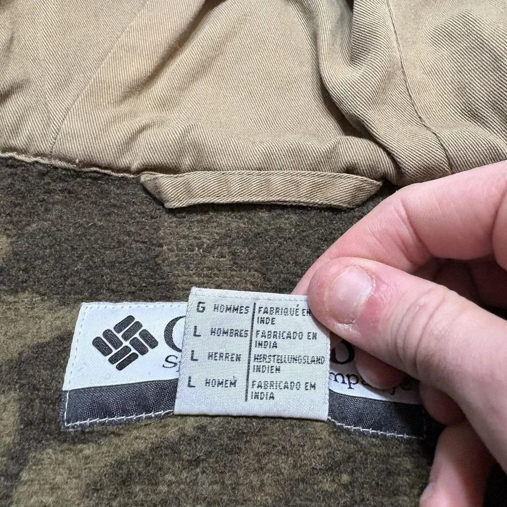 Columbia Men's Camouflage Hooded Field Jacket - Olive Green & Dark Green - Picture 9 of 13